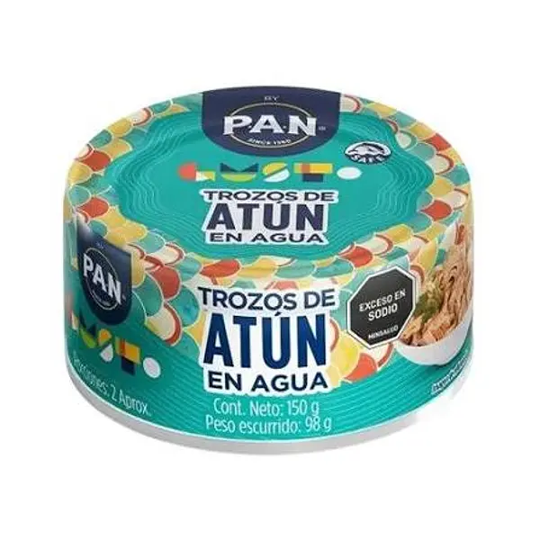 Trozos De Atun En Agua Pan